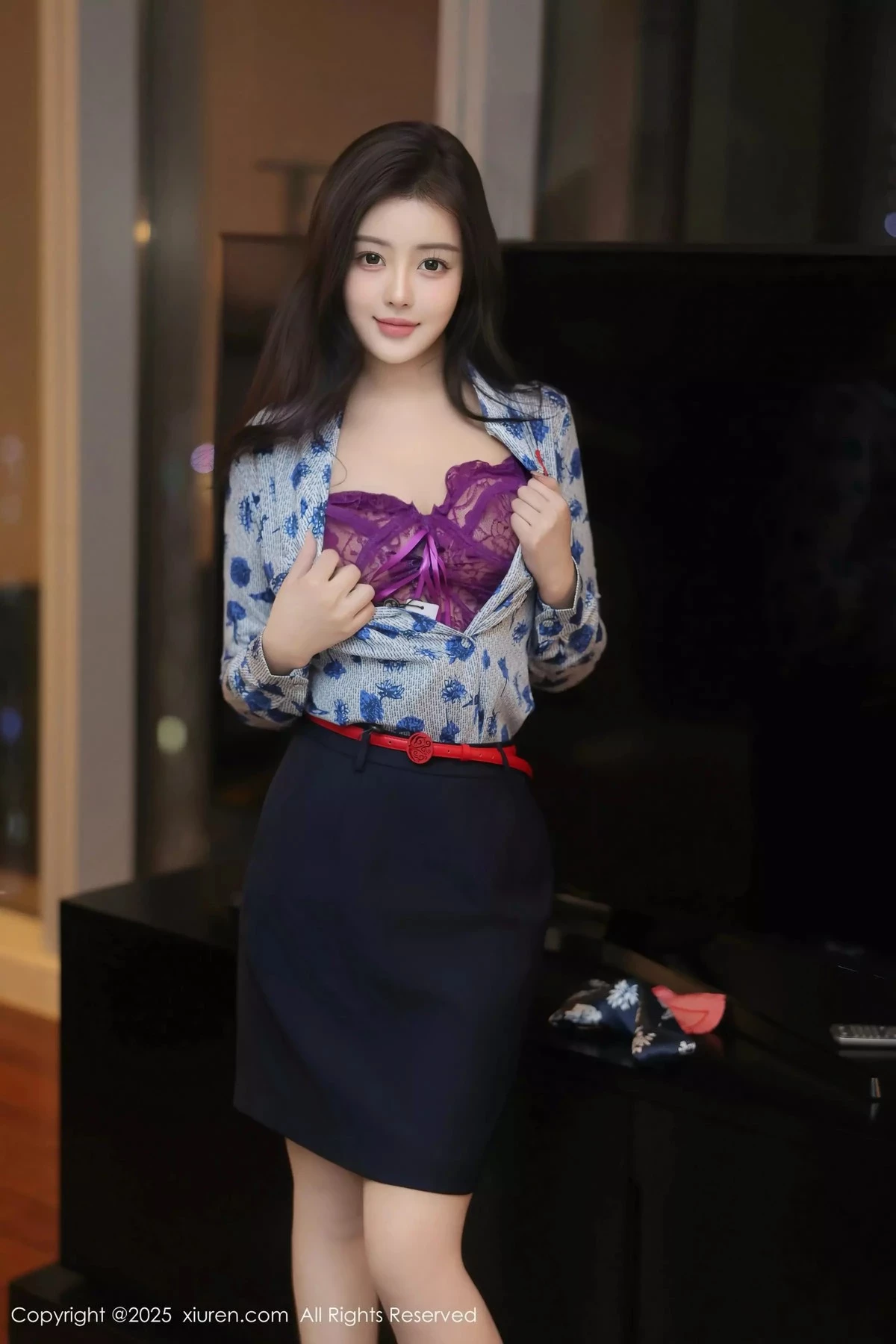 [XiuRen秀人网]2025.03.19 Vol.10041 希雅sia 丝袜美腿 完整版无水印写真[59P]